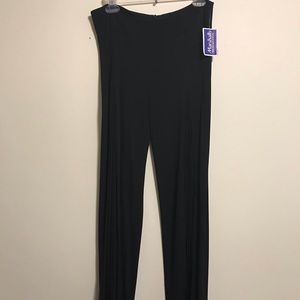 Light Debbie Shuchat style Flair. Back zip. Medium
